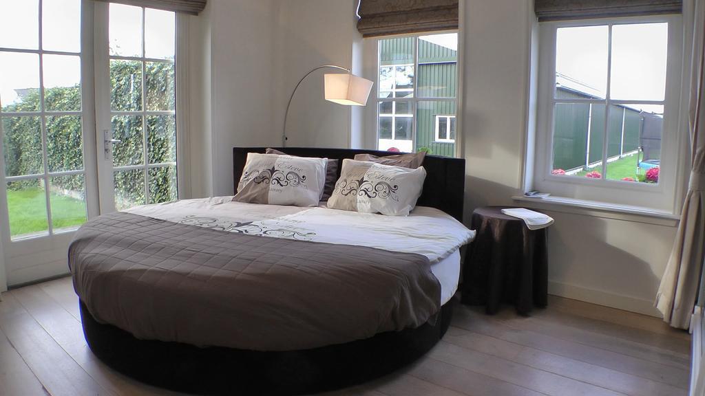 Bed And Breakfast Hoeve Chapeau Katwoude Rum bild